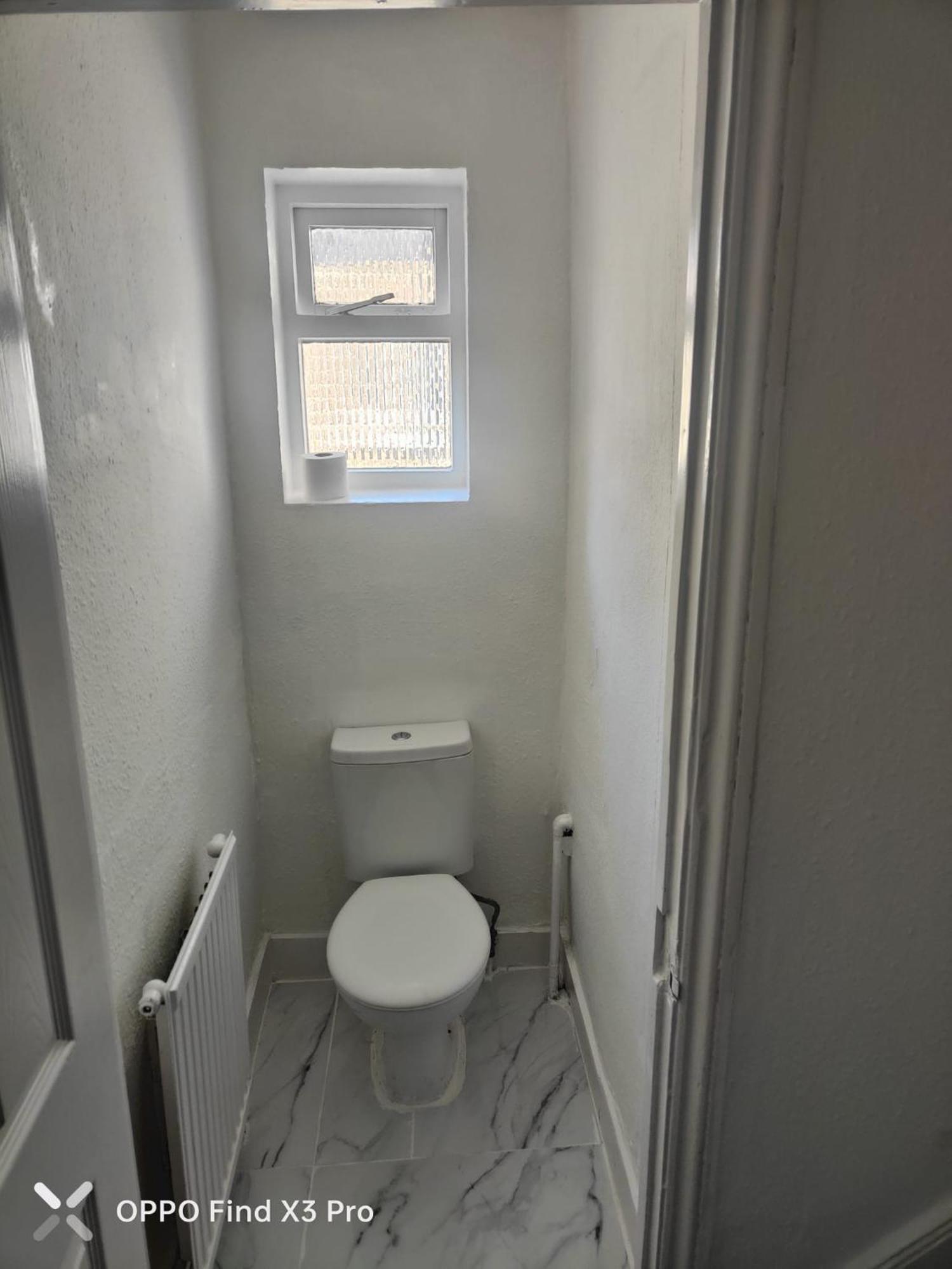 East London 2 Bedroom Apartment Exterior photo